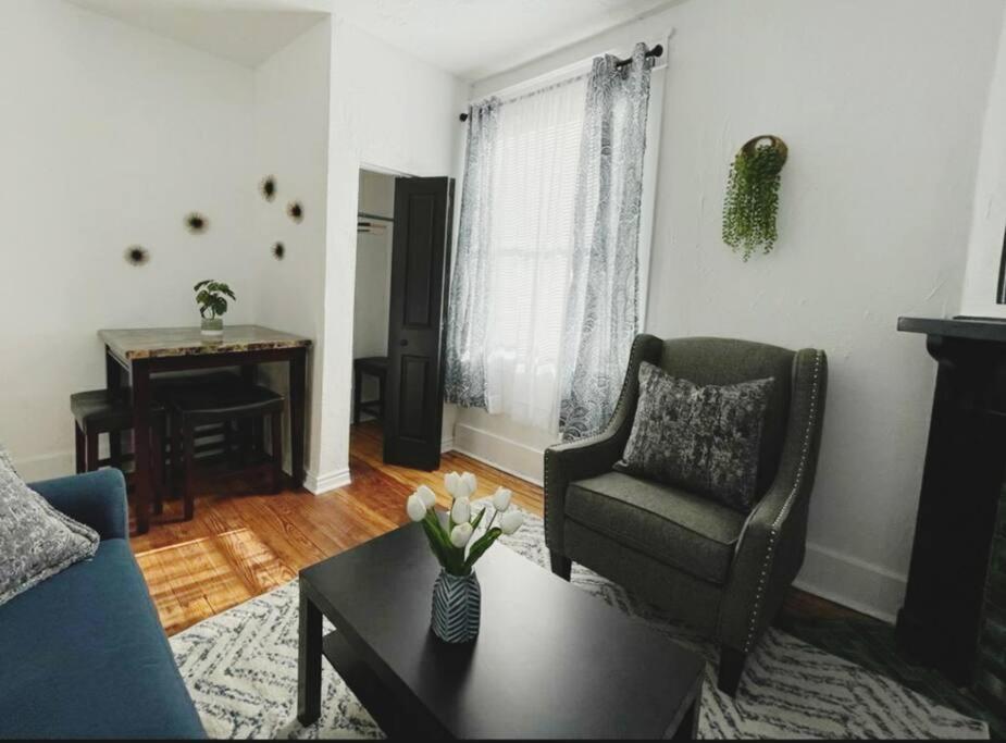 Apartamento Lovely 2Br W Office Space - King Bed & Alexa Pittsburgh Exterior foto