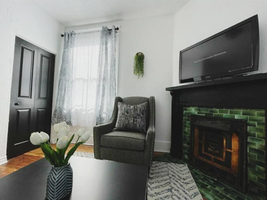 Apartamento Lovely 2Br W Office Space - King Bed & Alexa Pittsburgh Exterior foto