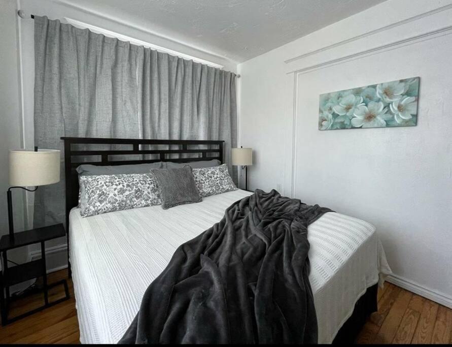 Apartamento Lovely 2Br W Office Space - King Bed & Alexa Pittsburgh Exterior foto
